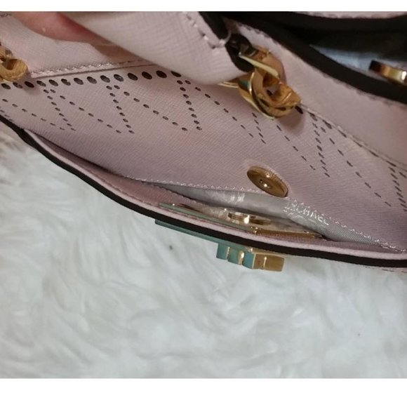 MICHAEL KORS vanilla gold Tina Messenger tote Leather Satchel Bag Vivianne NWT - Picture 7 of 11